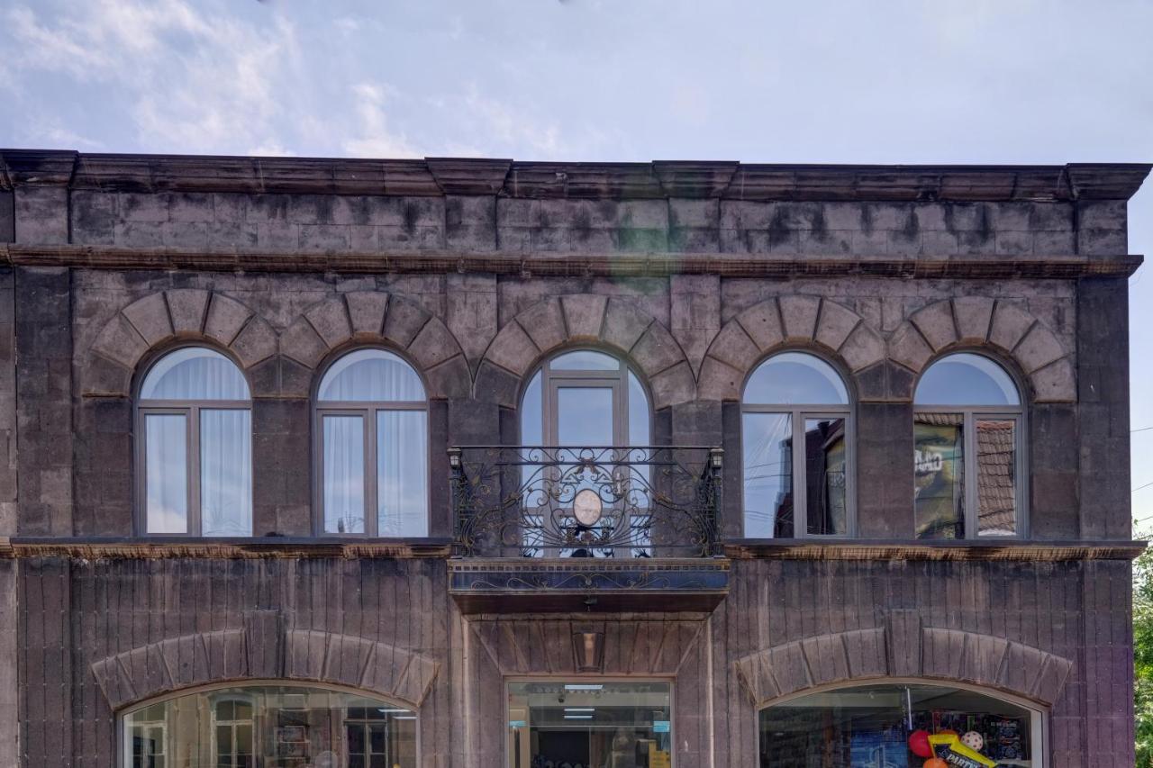 Hotel Sesil Gyumri Ngoại thất bức ảnh