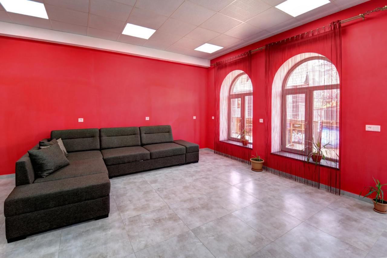Hotel Sesil Gyumri Ngoại thất bức ảnh
