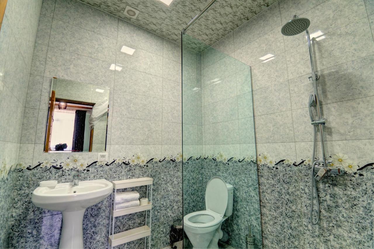 Hotel Sesil Gyumri Ngoại thất bức ảnh