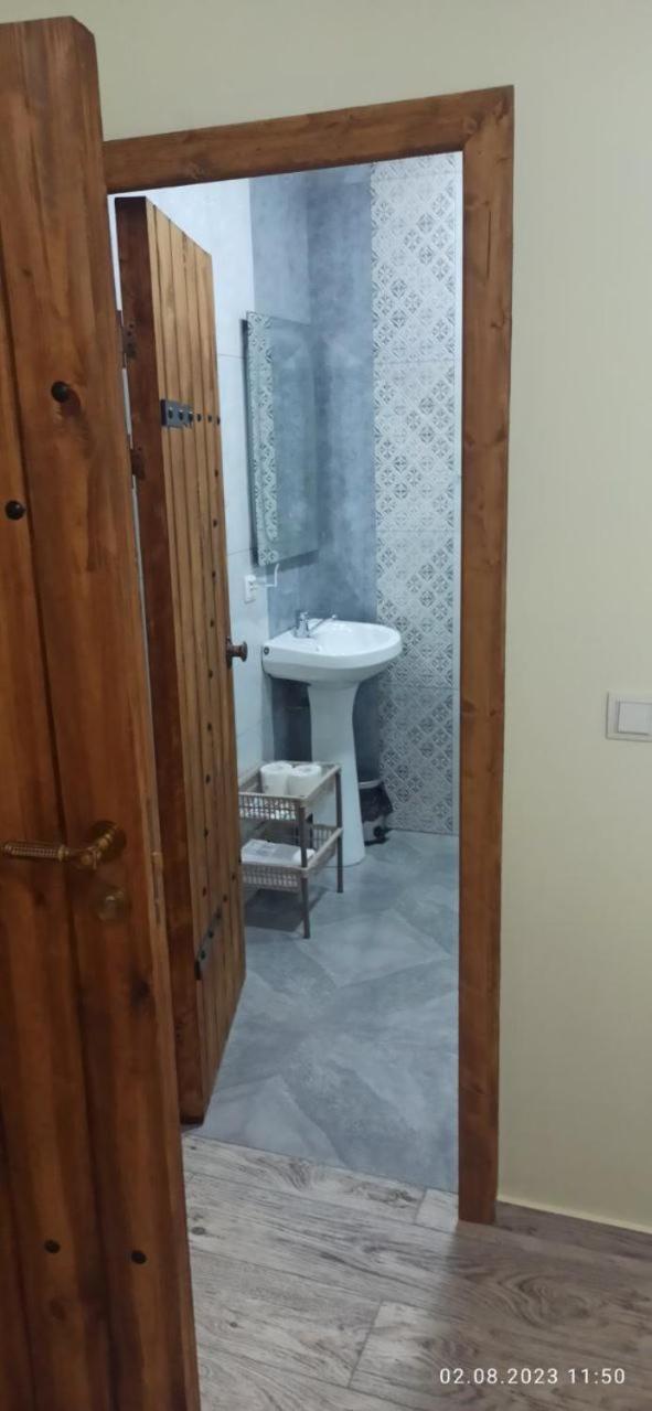 Hotel Sesil Gyumri Ngoại thất bức ảnh